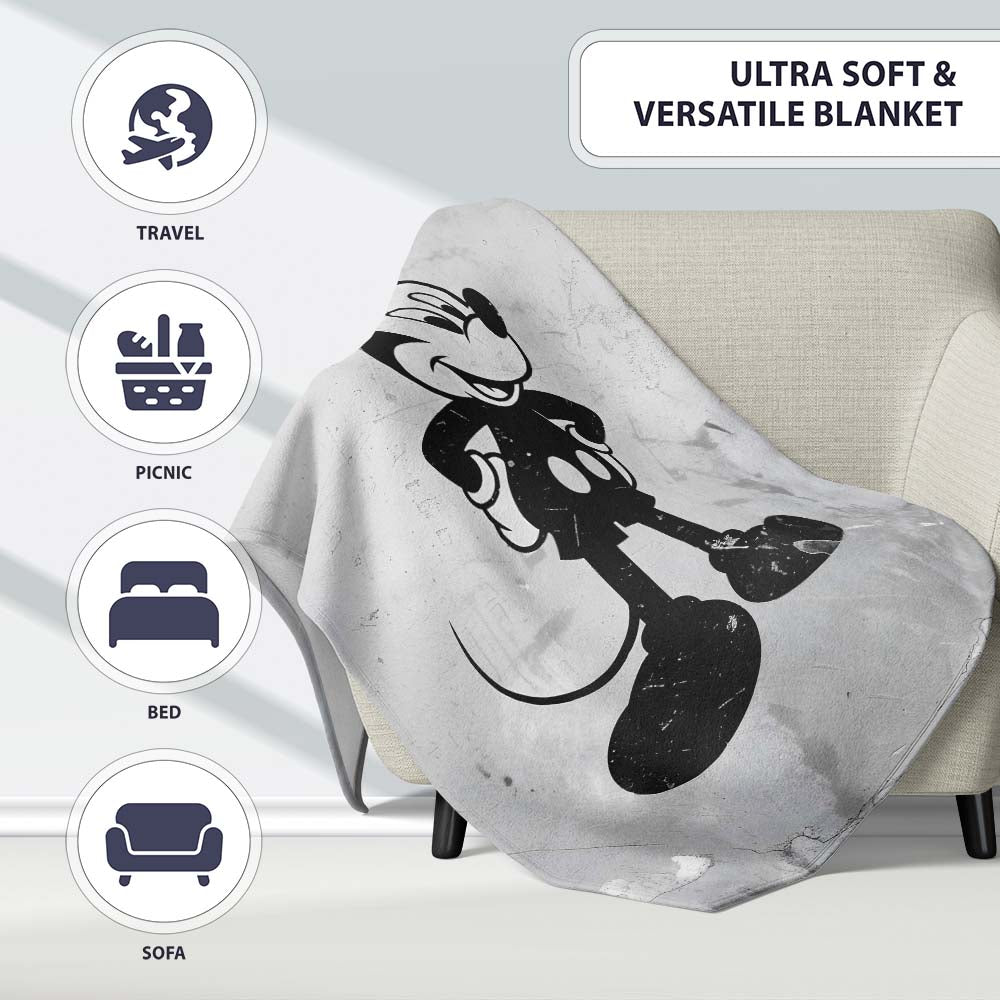 Vintage Cartoon Mouse Monochrome Pop Art, Bedroom Living Room Accent, Gift for Adults and Teens - Super Soft Fleece Blanket Bed Sofa Throw
