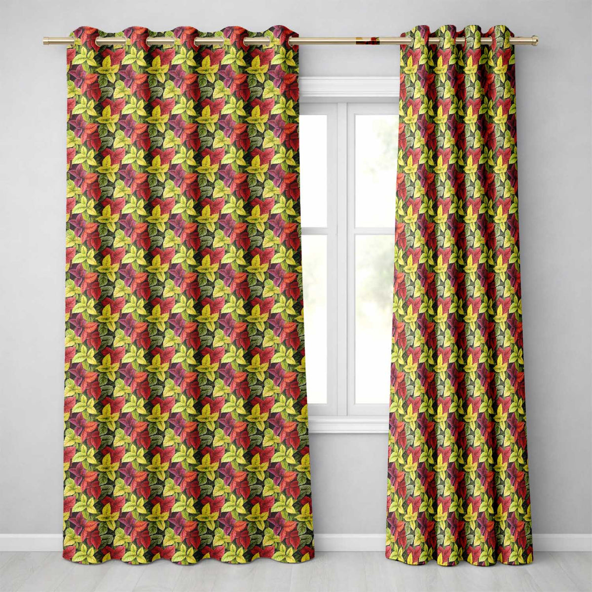 Multicolor Autumn Leaves Dense Seamless Readymade Eyelet Ring Top Thermal 100% Blackout Curtains
