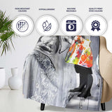 Girl Painting Globe Colour Splash Graffiti, Decorative Wall Art Style, Comfortable Everyday Use - Super Soft Fleece Blanket Bed Sofa Throw