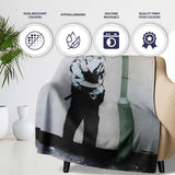 Kissing Police Officers Monochrome Urban Stencil, All Season Comfort, Decorative Wall Art Style - Super Soft Fleece Blanket Bed Sofa Throw