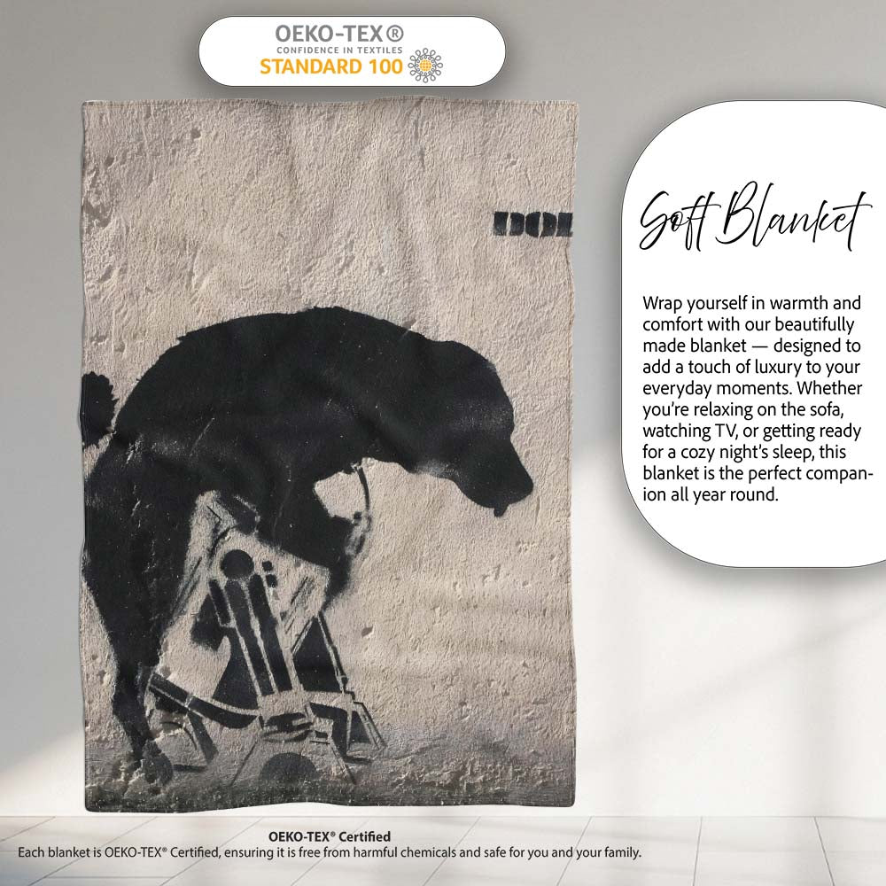 Black Dog on Mini Robo Minimal Stencil, Decorative Wall Art Style, Thoughtful Housewarming Gift - Super Soft Fleece Blanket Bed Sofa Throw