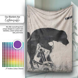 Black Dog on Mini Robo Minimal Stencil, Decorative Wall Art Style, Thoughtful Housewarming Gift - Super Soft Fleece Blanket Bed Sofa Throw
