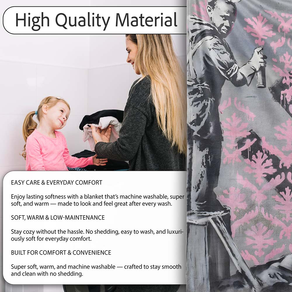 Girl Spray Painting Pink Damask Pattern Street Art, All Season Comfort, Stylish Room Decoration - Super Soft Fleece Blanket Bed Sofa Throw