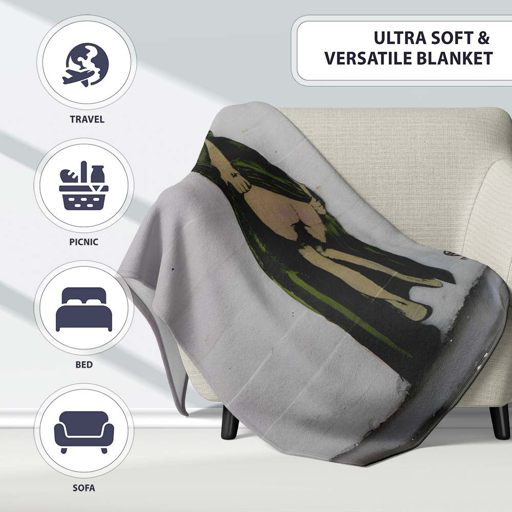 Pregnant Woman in Green Draped Dress Urban Stencil, All Season Comfort, Stylish Room Decoration - Super Soft Fleece Blanket Bed Sofa Throw