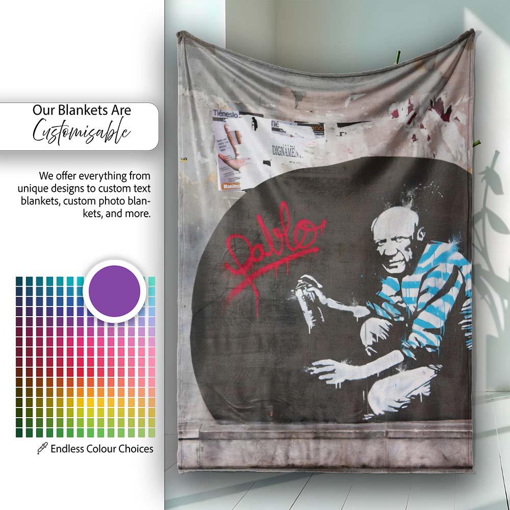 Elderly Graffiti Artist with Spray Can Urban Portrait, Decorative Comfortable Housewarming Gift - Super Soft Fleece Blanket Bed Sofa Throw