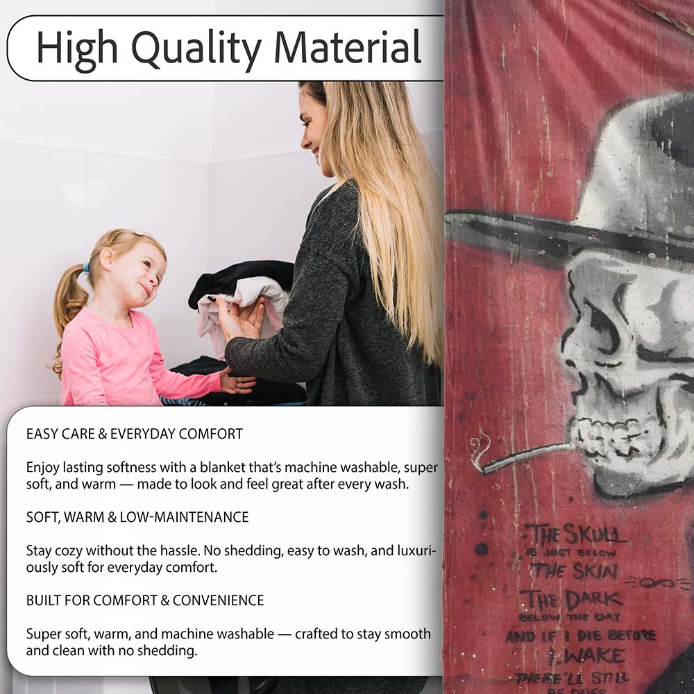 Skull in Bowler Hat on Red Grunge Background, Comfortable Everyday Use, Stylish Room Decoration - Super Soft Fleece Blanket Bed Sofa Throw