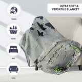 Girl Reading Book Butterfly Street Art, Comfortable Everyday Use, Thoughtful Housewarming Gift - Super Soft Fleece Blanket Bed Sofa Throw