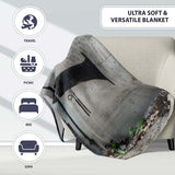 Megaphone Profile Silhouette Grey Street Art, Comfortable Everyday Use, Stylish Room Decoration - Super Soft Fleece Blanket Bed Sofa Throw
