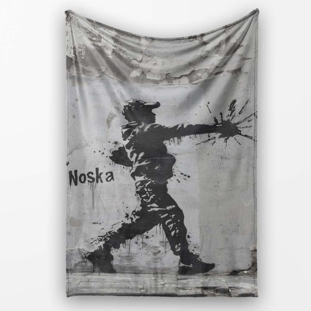 Monochrome Urban Figure with Paint Splash, Bedroom Living Room Accent, Comfortable Everyday Use - Super Soft Fleece Blanket Bed Sofa Throw