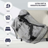 Monochrome Urban Figure with Paint Splash, Bedroom Living Room Accent, Comfortable Everyday Use - Super Soft Fleece Blanket Bed Sofa Throw